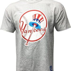 Mitchell & Ness Mens MLB NY Yankees Cooperstown Collection T-Shirt Gray Size L